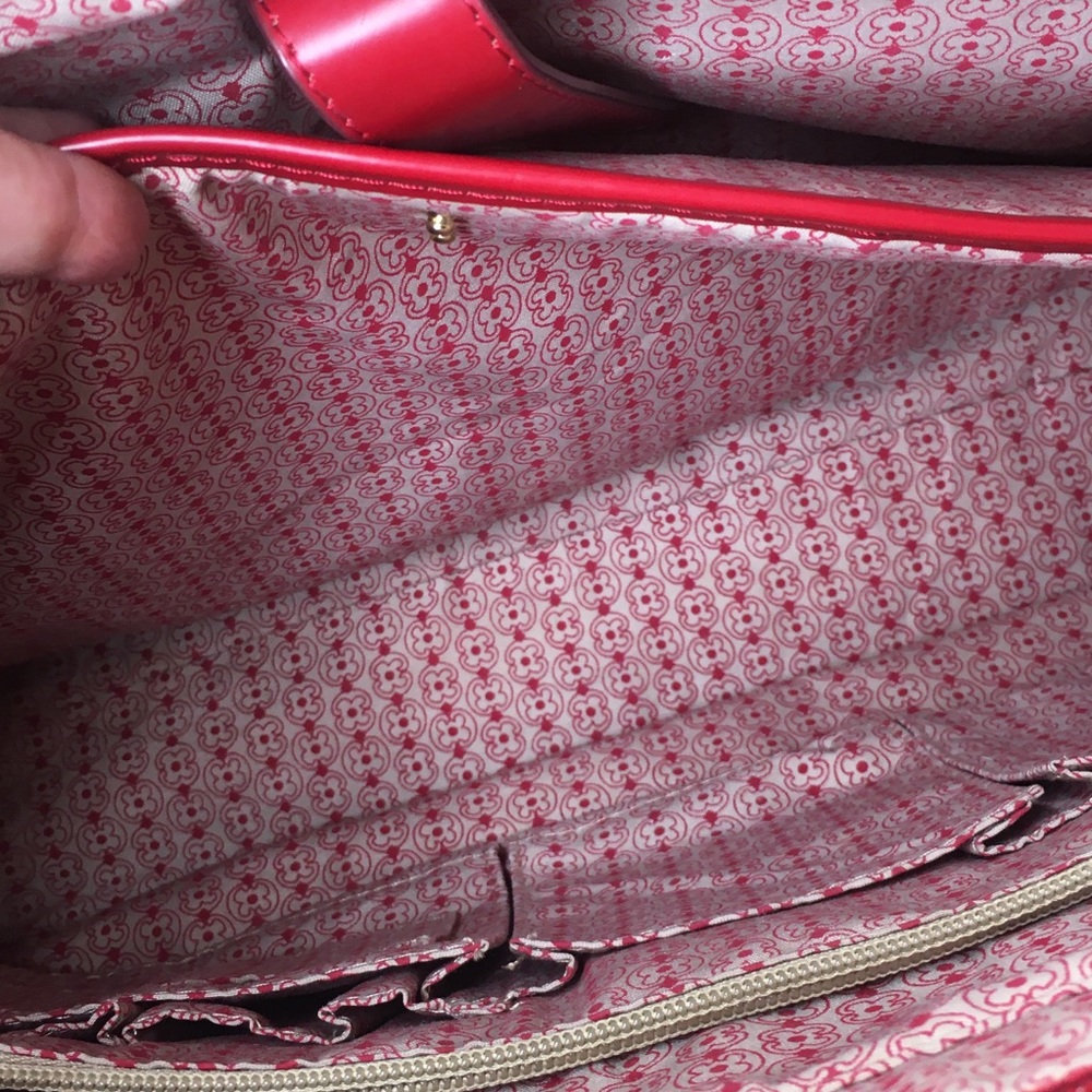 EMMA FOX Red Park Avenue Leather Tote - Picture 9 of 10